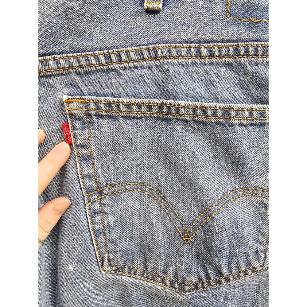Levi's 560 Jeans Mens 46x32 Blue Denim Light Wash Comfort Fit Straight Leg